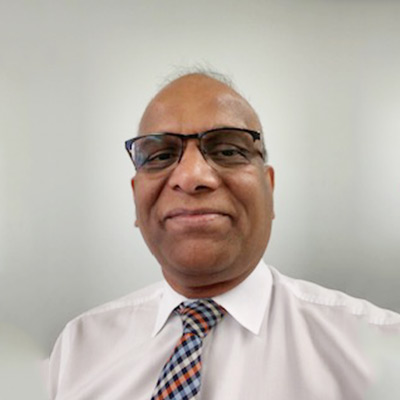 Dr Subramaniam Selvakumar photo